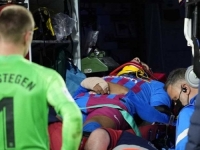 JEZIVE SCENE U ŠPANIJI: Camp Nou je utihnuo kada se srušio stoper Barcelone, odmah je prebačen u bolnicu...