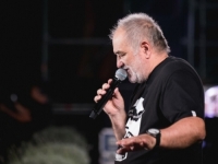 'NA STANICI U PULI': Đorđe Balašević za rođendan dobio i klupu u ovom hrvatskom gradu (FOTO)