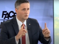 ISPRAVKA TEKSTA; DENIS BEĆIROVIĆ: Na vlast moramo postaviti iskusne i sposobne ljude. Moramo uvesti kriterije stručnosti i poštenja'