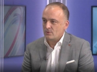 EKONOMSKI STRUČNJAK AĆIMOVIĆ: 'Izgubili su se mjeseci na bespotrebnu raspravu o ukidanju PDV-a...' (VIDEO)