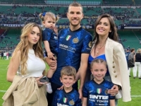 PORODICA DŽEKO NA OKUPU: Dijamant oduševio zajedničkom fotografijom sa stadiona u Milanu