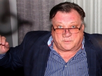 TO JE MOJE VAZDA BILO...: Halid Bešlić uredio i modernizirao prostor oko legendarnog Knežak izvora, pa 'zanesen tom ljepotom' zapjevao 'Romaniju'! (VIDEO)