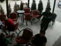 HOROR SNIMCI IZ SRBIJE: Mladić pucao pa bacio ručnu bombu u kafić, sve je snimila nadzorna kamera...