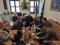 ZVIZDIĆ, KONAKOVIĆ I ČAMPARA BAJRAM SLAVE U BANJALUCI: Na čestitanju kod muftije banjalučkog susreli se i sa Draškom Stanivukovićem