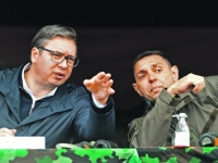 CORAXOV KUTAK: Vučić i Vulin su u pripravnosti; Ipak, jedan mirno spava, a drugi...