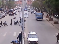 SVI SU POTRČALI NA ULICU: Pogledajte snimak strašnog podrhtavanja u Peruu (VIDEO)