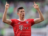 XAVI GRADI MOĆAN TIM: Lewandowski na korak od Barce, transfer bi mogao biti...