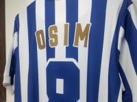 U ČAST LEGENDE KLUBA: FK Željezničar u prodaju pustio retro dres Ivice Osima (FOTO)