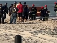 PORODIČNI ODMOR SE PRETVORIO U TRAGEDIJU: Mladića progutala rupa u pijesku, sestra se jedva spasila (VIDEO)