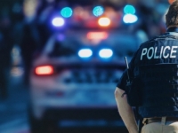 JOŠ JEDAN ORUŽANI INCIDENT U SAD-u: Ušetao na zabavu sa puškom i pucao u goste, žena izvadila pištolj i ubila ga