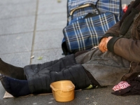UŽAS U ZAGREBU: Prisilio članicu porodice da prosi u centru, a onda joj otimao novac