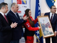 'SB' NA LICU MJESTA: Uručeni certifikatai 30-orici instruktora za spašavanje u prirodi i urbanim sredinama  (FOTO)