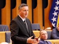 BEĆIROVIĆ OČEKUJE OD ČOVIĆA DA MU SE SMILUJE: Tražio da se na dnevni red vrati smanjenje PDV-a, a raniju sjednicu Komisije 'prespavao'