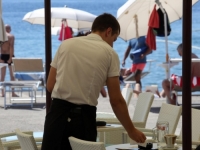 DALMATINSKI POSLODAVCI U VELIKIM PROBLEMIMA: U toku je potraga za sezonskim radnicima, sve ih je više iz Azije i Ukrajine