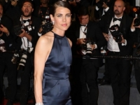 FILMSKI FESTIVAL U CANNESU: Unuka Grace Kelly plijenila je elegancijom u haljini sa chic detaljem na leđima (FOTO)