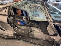 TEŠKO POSTIĆI: Ovaj auto bez zračnih jastuka prolazi na crash testu (VIDEO)