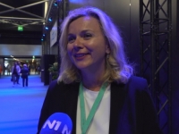TI NE PLAČI, NA LICE STAVI SMIJEH: Pogledajte kako je Željana Zovko pokušala prikriti diplomatski debakl HDZ-a u Rotterdamu (VIDEO)
