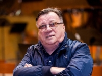 HALID BEŠLIĆ U BOLNICI: Ugrađen mu stent