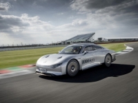 SAMO PRVOG I NIŠTA VIŠE: Prosječni vozač će ovaj Mercedes puniti jednom mjesečno