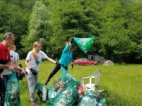 STAKLO, PLASTIKA, GUMA: Pune ruke posla za ronioce i volontere u čišćenju Boračkog jezera