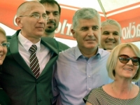 ČOVIĆEV MANEVAR DOGOVOREN SA ZAGREBOM: Borjana Krišto može računati na više od 180 hiljada glasova koliko su prije četiri godine osvojili kandidati dva HDZ-a