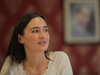 IZLOŽBOM 'OPOMENA' NERMINA MEMIĆ PODSJEĆA NA GONOCID: 'Neprijatelji vole zaborav'