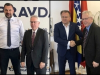 ŠTA SE IZA BRDA VALJA: Američki ambasador pokrenuo seriju sastanaka s partijskim liderima