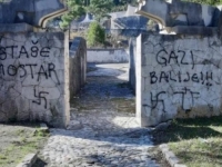 NAJAVLJENE MASOVNE DEMONSTRACIJE U MOSTARU: 'Jasno i glasno ćemo, imenom i prezimenom, prozvati sve koje smatramo odgovornim za uništenje Partizanskog groblja'