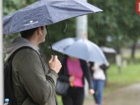 PUŠE, GRMI, PADA…: Evo kakvo nas vrijeme očekuje u narednih nekoliko dana