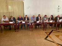 TRGOVINA NA VELIKO: 'Lične ambicije i politički interes u FBiH ispred bitke za NSRS'