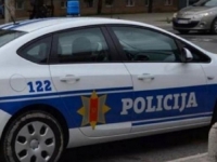 DRAMATIČNO U PODGORICI: Zapaljen kombi sa bh. tablicama