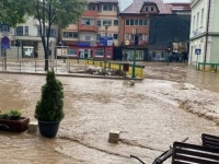 KATASTROFA U TEŠNJU: Proglašeno stanje prirodne nesreće, vodena bujica ušla u...