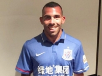 'NAKON SMRTI OČUHA NOGOMET VIŠE NE SMISLA': Carlos Tevez okačio kopačke o klin