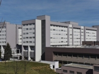 REPRIZA NAKON SEDAM DANA: Dojava o 11 eksplozivnih naprava u UKC RS-a