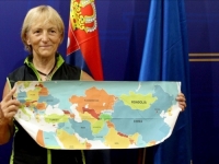 PUTEVIMA MARKA POLA: Žena u 73. godini pješači od Venecije do Pekinga, stigla je do...