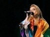 PAPARAZZI JE UHVATILI NA DJELU: Na spektakularnom koncertu Adele pojavila se i slavna glumica, strasno se ljubila sa...