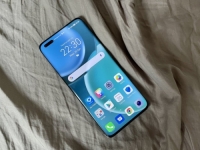 TEHNO RECENZIJA: Masivan Android premijske konstrukcije; Ovo je 'Honor Magic4 Pro'