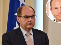 BIVŠI OHR-ov ZVANIČNIK NIJEMAC ALEXANDER RHOTERT ŽESTOKO ISPROZIVAO CHRISTIANA SCHMIDTA: 'Zašto prvo ne nametne presude Evropskog suda?'