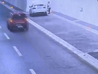 NEVJEROVATNO: Na autoputu u Crnoj Gori vozio kauč na krovu, pogledajte kako je sve završilo.. (VIDEO)
