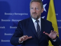 IZETBEGOVIĆ UPRAVO JAVLJA: 'Završio sam telefonski razgovor sa Christianom Schmidtom i...'
