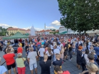 ČEKA SE BANJA LUKA: Protesti i u Tuzli, Bihaću, Novom Travniku...