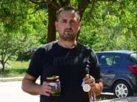 BIT ĆE MEDA: Pčelari s područja Srebrenice zadovoljni ovogodišnjim prinosima, cijena po kilogramu iznosi...