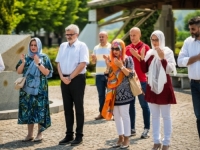 IZVRŠENA PRIMOPREDAJA: Općina Centar nabavila vozilo za Memorijalni centar Srebrenica