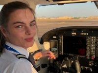 NEVJEROVATAN DOGAĐAJ: Mlada britanska pilotkinja umrla nakon uboda komarca