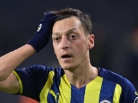 KRAH KARIJERE SLAVNOG VEZNJAKA: Ozil nakon 18 mjeseci raskinuo ugovor s klubom