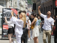 U POTRAZI ZA DOBRIM VIJESTIMA: 'Vlada FBiH ima novac koji će dati stanovništvu...'