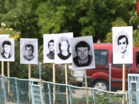 'SB' NA LICU MJESTA: MUP Republike Srpske nije reagirao na gnusne provokacije u Bratuncu uoči 27. godišnjice genocida u Srebrenici, pogledajte najnovije fotografije