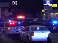 HOROR U AMERICI: Muškarac iz kuće zapucao na policiju, ubio dva policajca