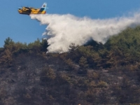 DRAMATIČNO U TURSKOJ: Veliki požar prijeti popularnom ljetovalištu, vatra zahvatila hotel (VIDEO)