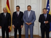 SVEČANO U TITOVOJ ULICI: Premijer Kraljevine Španije sa članovima Predsjedništva BiH (FOTO)